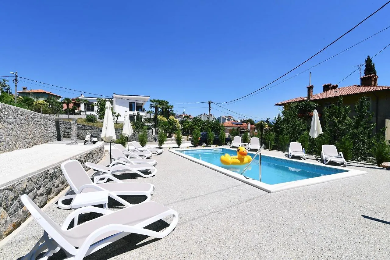 Villa Perla With Swimming Pool, Lovran - Opatija Apartment