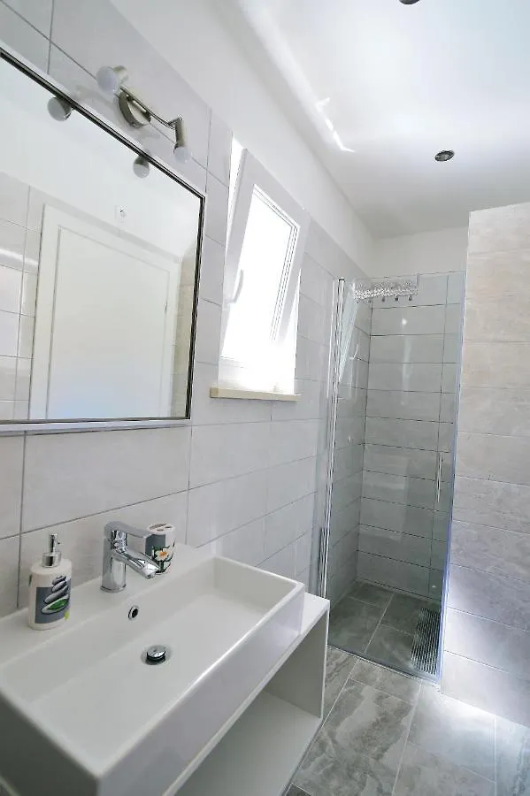 Villa Perla With Swimming Pool, Lovran - Opatija